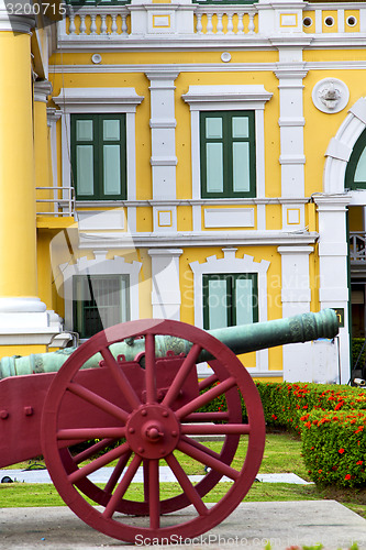 Image of   cannon bangkok in thailand  flower garden and temple steet