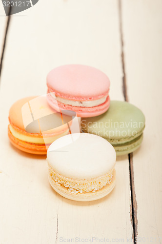 Image of colorful french macaroons 