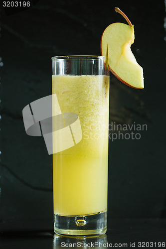 Image of apple fresh juice in glass
