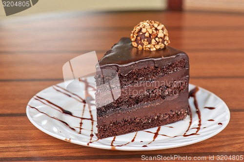 Image of chocolate cake piece