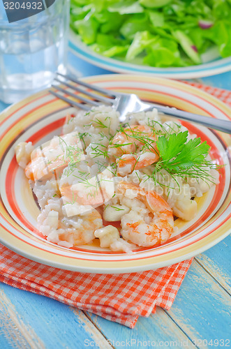 Image of risotto with shrimps