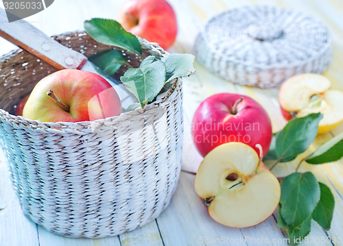 Image of fresh apples