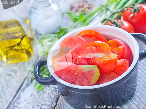 Image of tomato salad