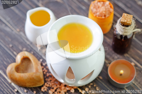Image of aroma oil