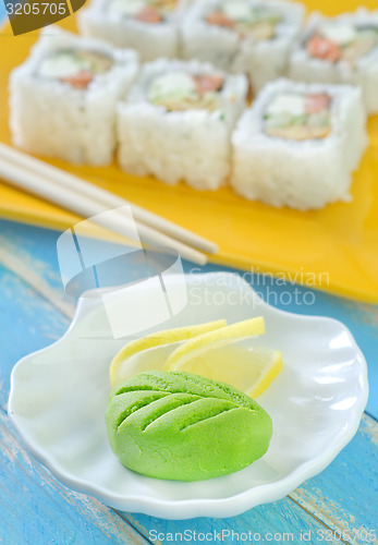 Image of sushi