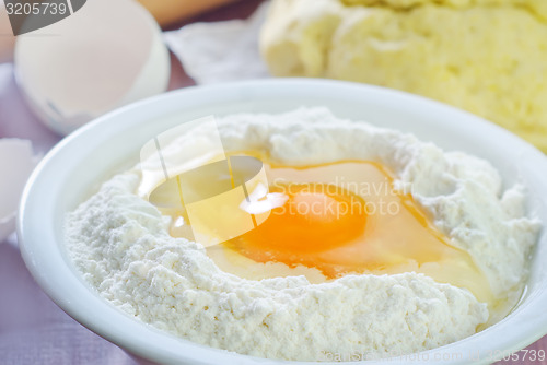 Image of flour and eggs