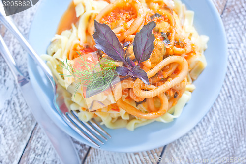 Image of pasta with seafood