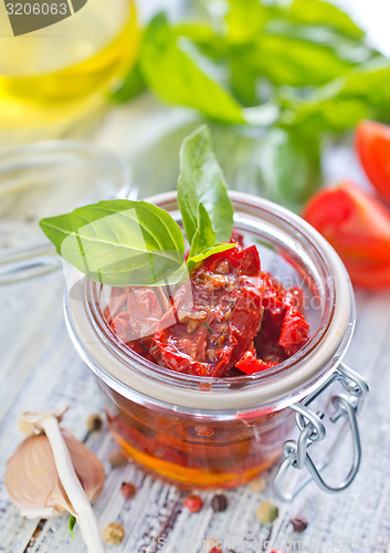 Image of dry tomato