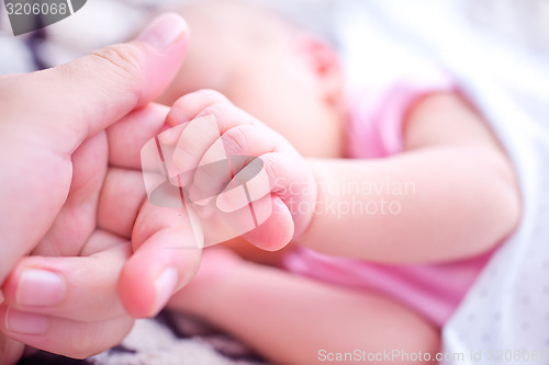 Image of baby\'s hand