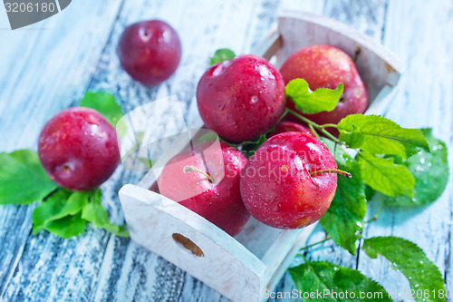 Image of plums
