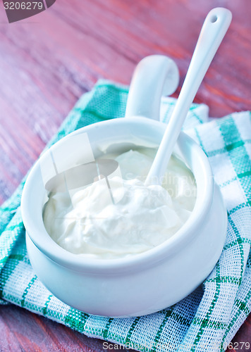 Image of yogurt
