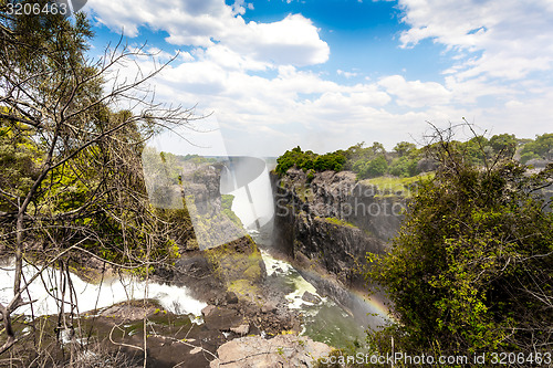 Image of The Victoria falls with mist from water