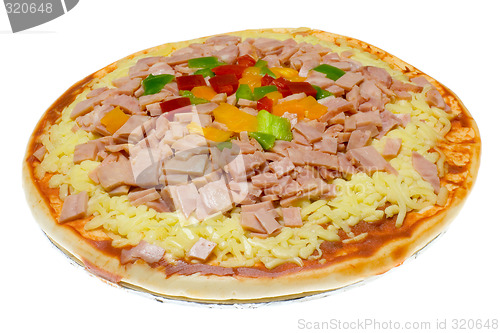 Image of Uncooked Hawaiian pizza

