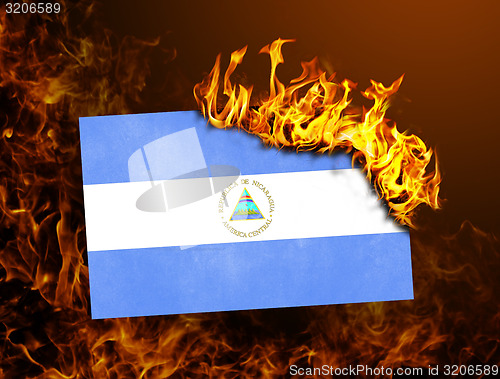 Image of Flag burning - Nicaragua