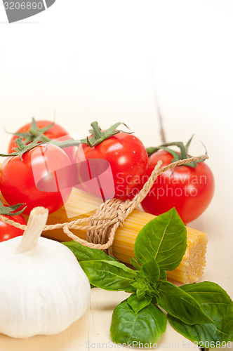 Image of Italian basic pasta ingredients