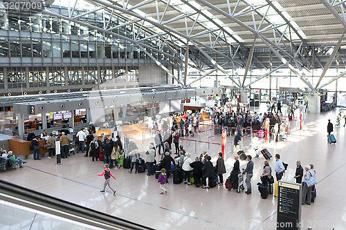 Image of Tourists at the check in Hamburg