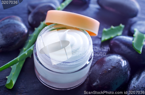 Image of cosmetic cream