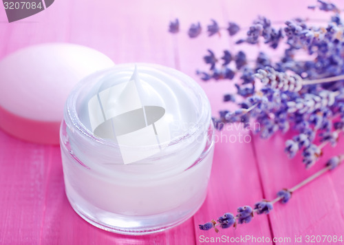 Image of cosmetic cream