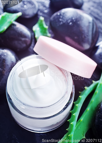 Image of cosmetic cream