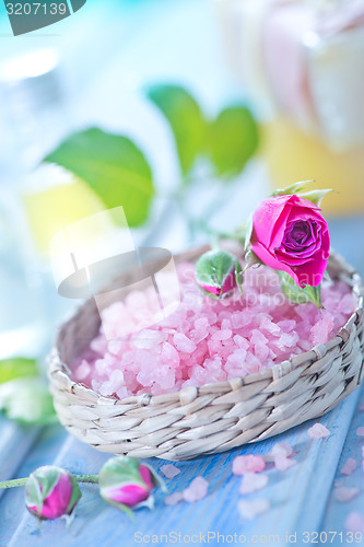 Image of pink sea salt