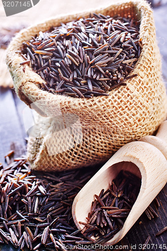 Image of raw rice