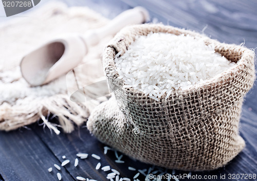Image of raw rice