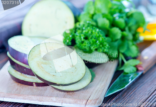 Image of raw eggplant