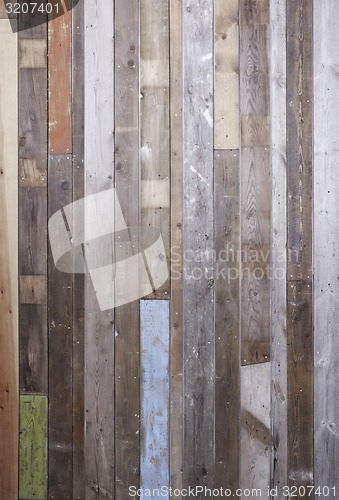 Image of Modern rustic wall\r