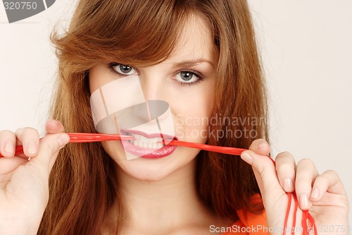 Image of Woman with chewing gum