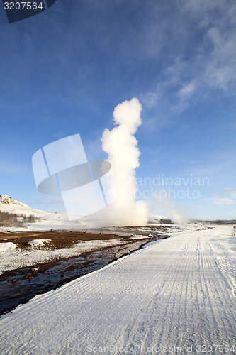 Image of Geysir erruption of Strokkur in Iceland