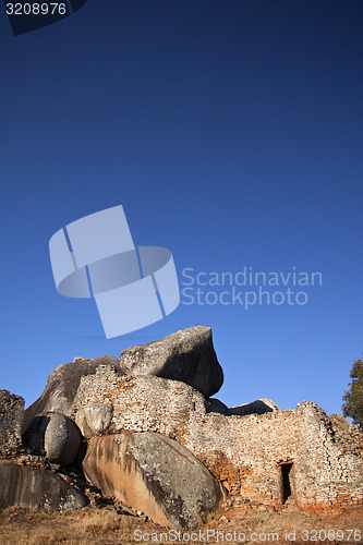 Image of Great Zimbabwe ruins.