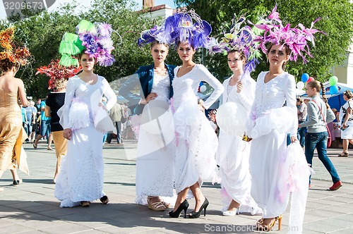 Image of The girl at the celebration of the city