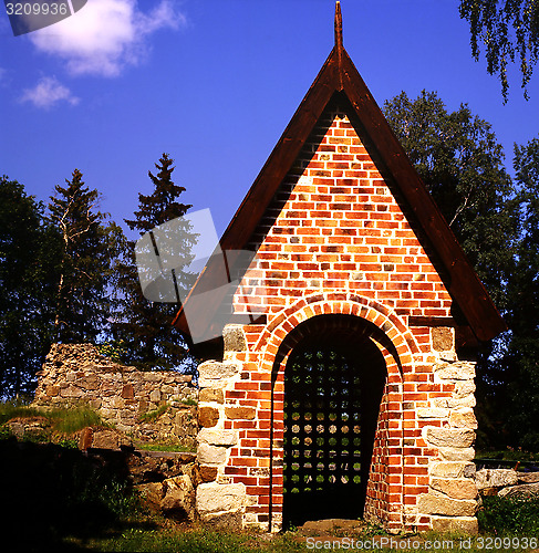 Image of Skog´s churchruin.