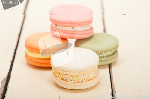 Image of colorful french macaroons 