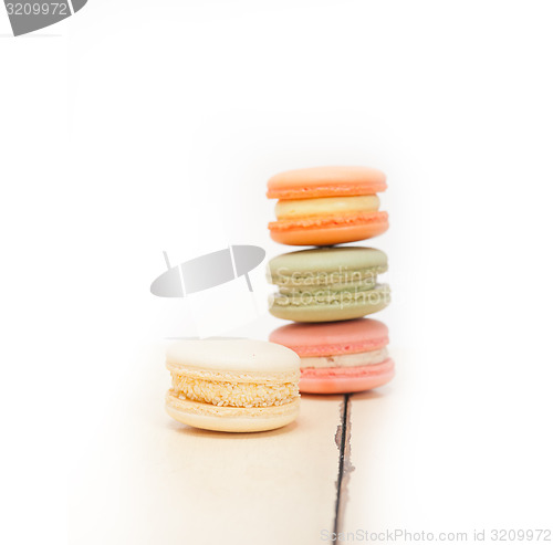 Image of colorful french macaroons 