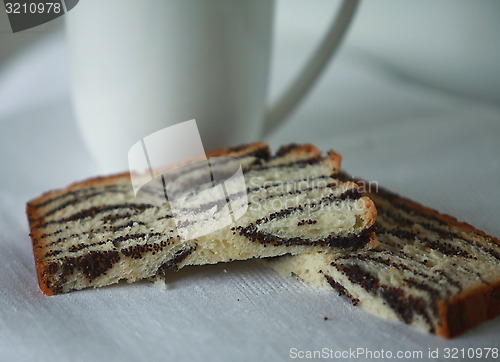 Image of slices of cake with poppy seeds