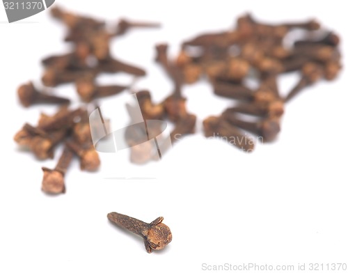 Image of cloves