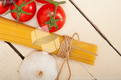 Image of Italian basic pasta ingredients