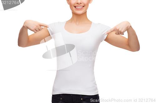 Image of woman in blank white t-shirt