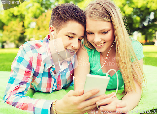 Image of smiling couple in park