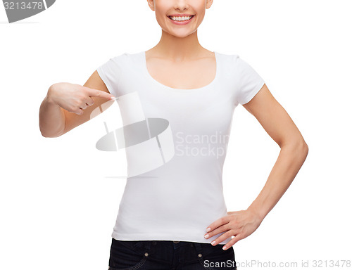 Image of woman in blank white t-shirt