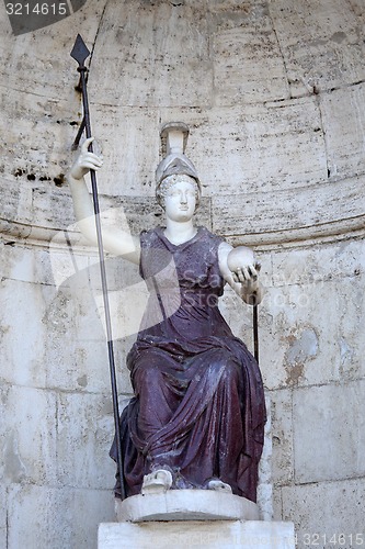 Image of Statue Dea Roma in Rome, Italy