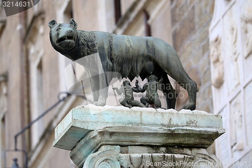 Image of The statue of Romul and Remus