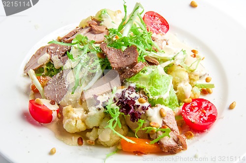 Image of Vegetable salad with roasted turkey 