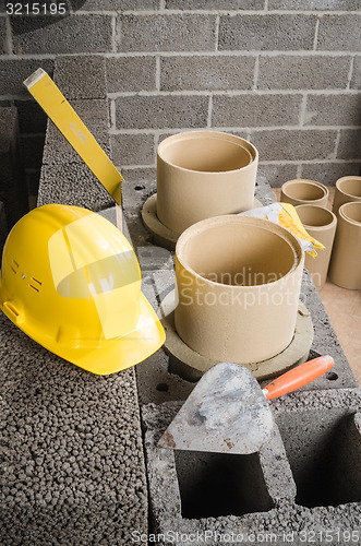 Image of Construction of modular ceramic chimney 