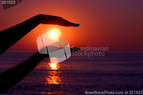 Image of Holding the sun