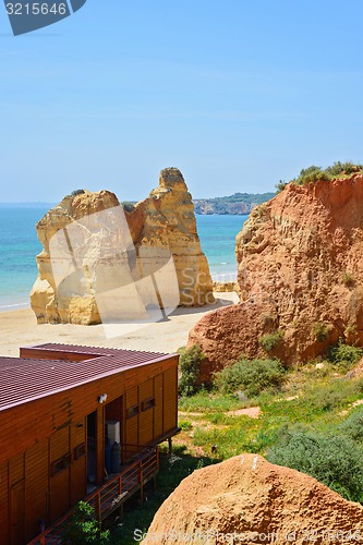 Image of View from above to the big rocks 