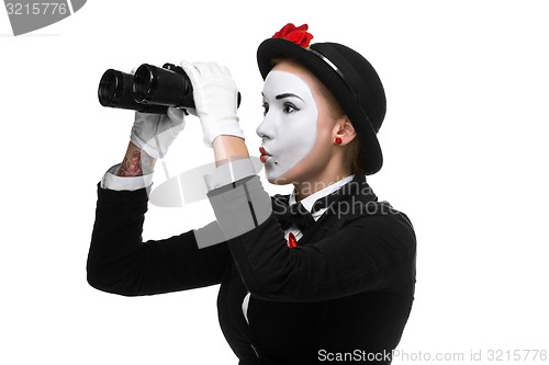 Image of Portrait of the searching mime with binoculars