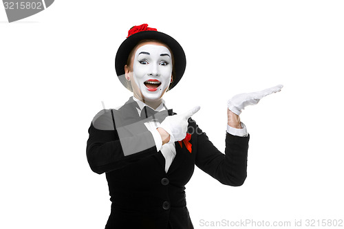 Image of Portrait of the surprised and joyful mime 