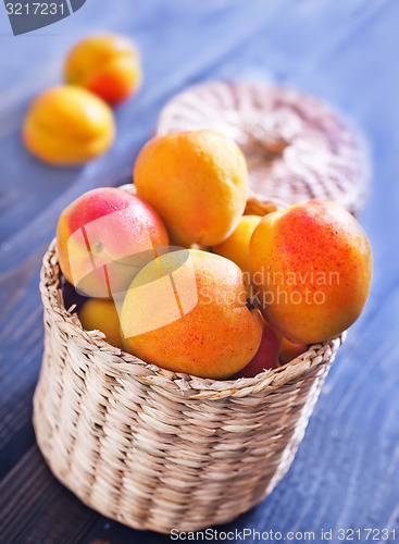 Image of apricots